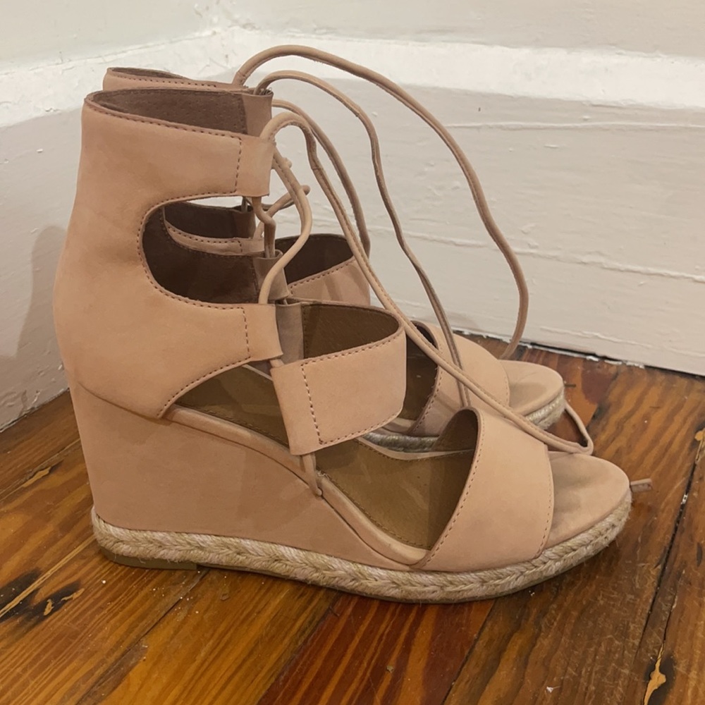 FRYE Nude Wedges 9.5